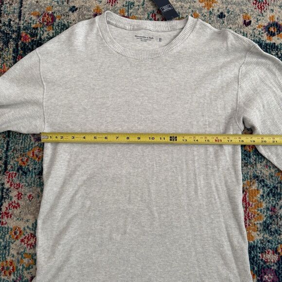 NWT Abercrombie & Fitch Soft A&F Collection‎ Relaxed Long Sleeve Thermal Size XS - Picture 6 of 7